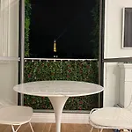 Apartment Premium Quiet Elegant Panoramic Elevator Paris