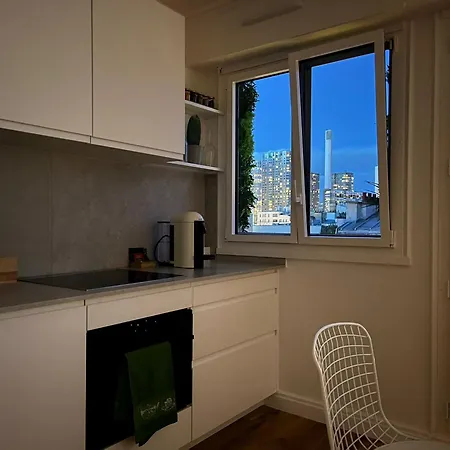 Premium Quiet Elegant Panoramic Elevator * פריז