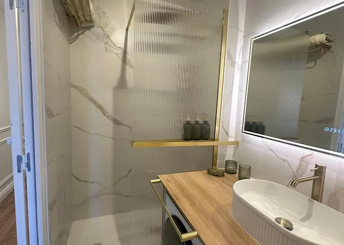 Premium Quiet Elegant Panoramic Elevator Апартаменты Париж