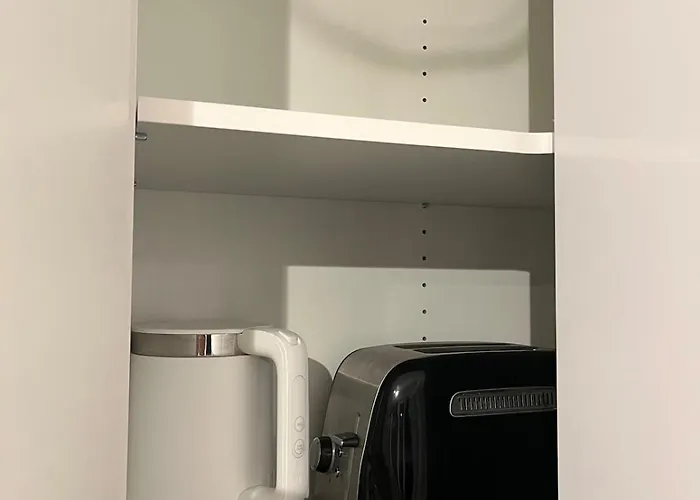 Premium Quiet Elegant Panoramic Elevator Apartment