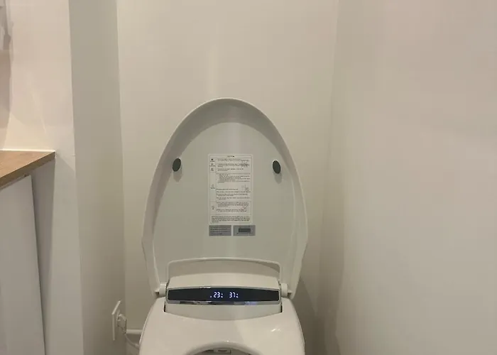 Premium Quiet Elegant Panoramic Elevator דירה פריז