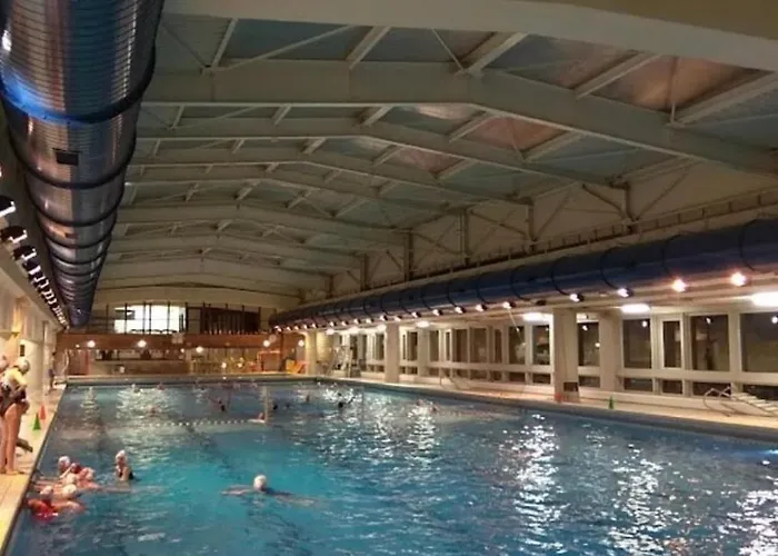 Premium Quiet Elegant Panoramic Elevator דירה *