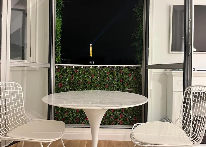Apartment Premium Quiet Elegant Panoramic Elevator Paris