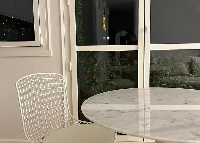 Premium Quiet Elegant Panoramic Elevator شقة *