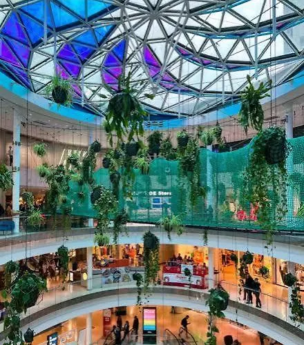 Premium Quiet Elegant Panoramic Elevator * باريس